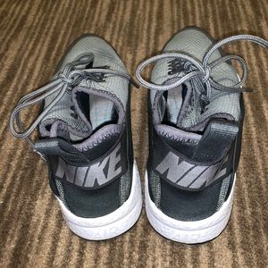 🌸SOLD🌸Nike Air Size 7